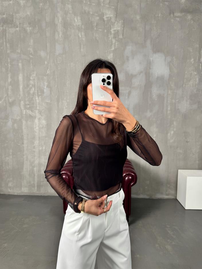 Siyah Crop Detaylı Tüllü İkili Bluz