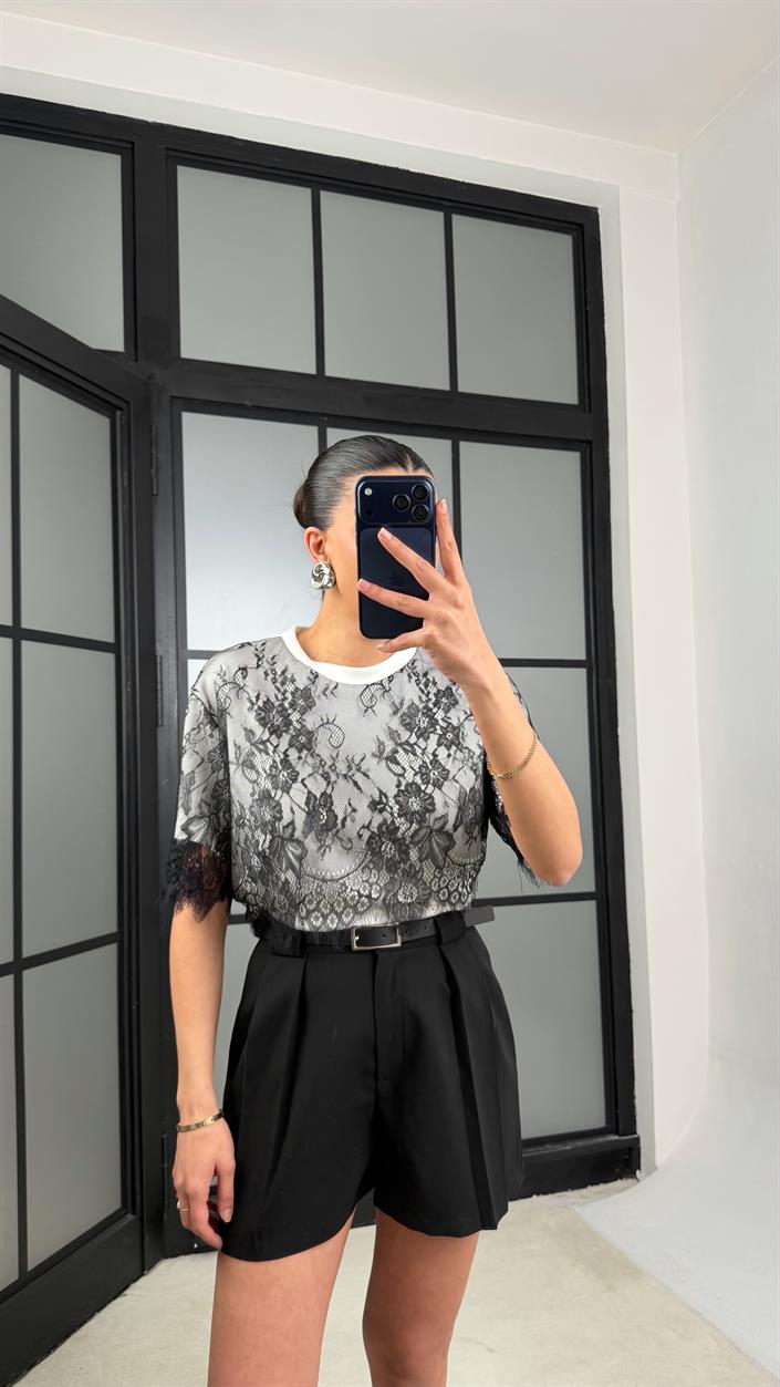 Ekru Dantel Detaylı Tshirt GAUS-01371