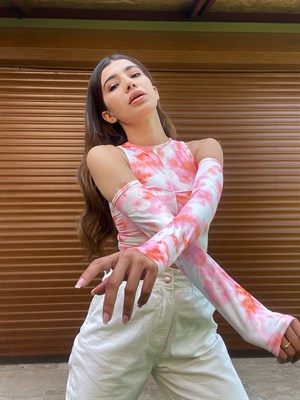 Çok Renkli Kol Detaylı Crop Bluz