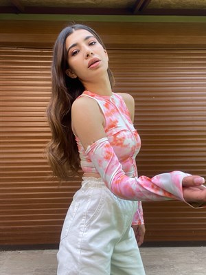 Çok Renkli Kol Detaylı Crop Bluz