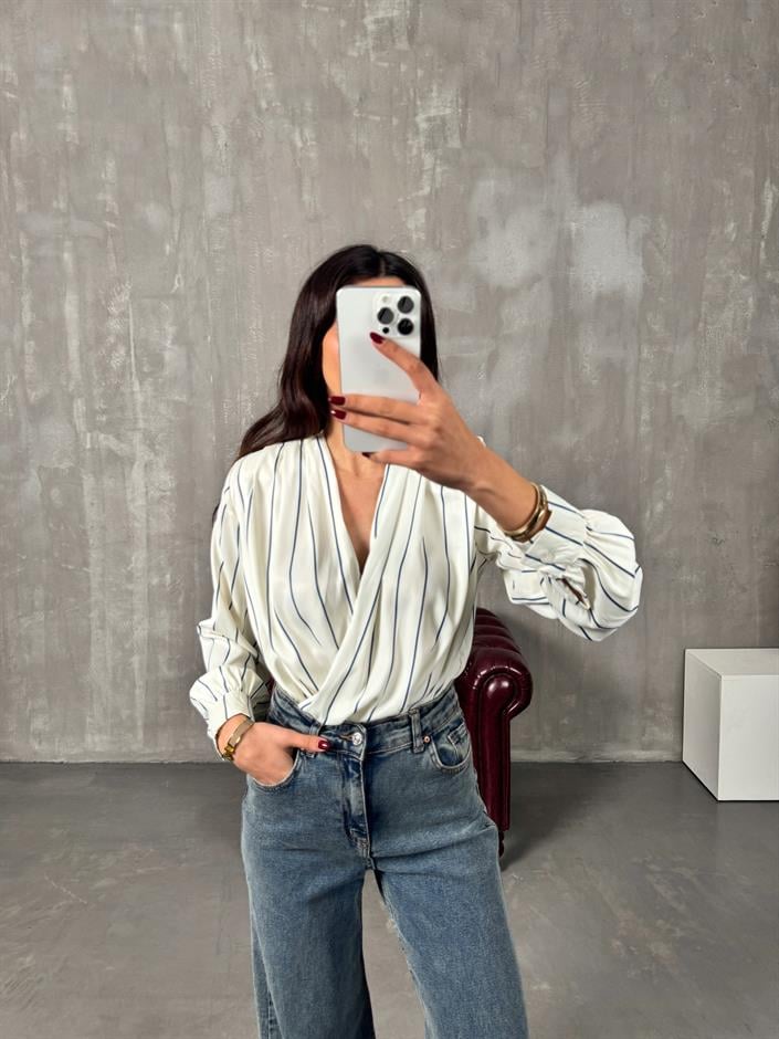 Fanya Mavi Çizgili Ekru Saten Vatkalı Bodysuit