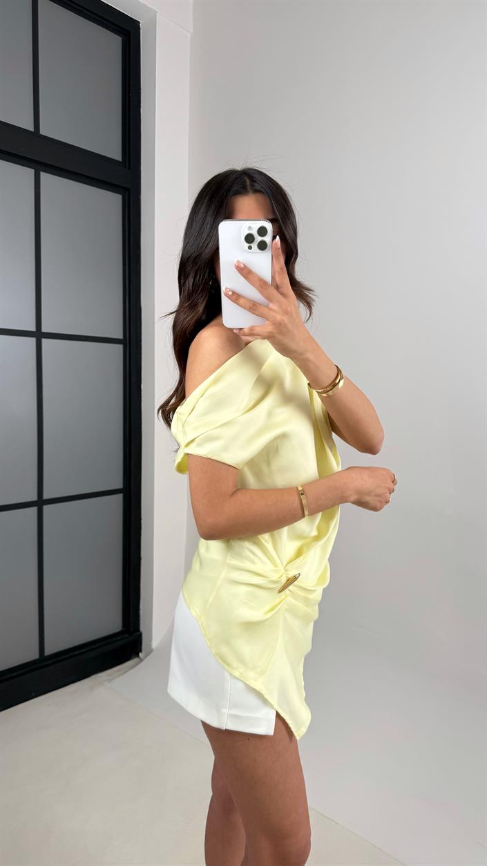 Sarı Gold Tokalı Saten Premium Bluz Gaus00531