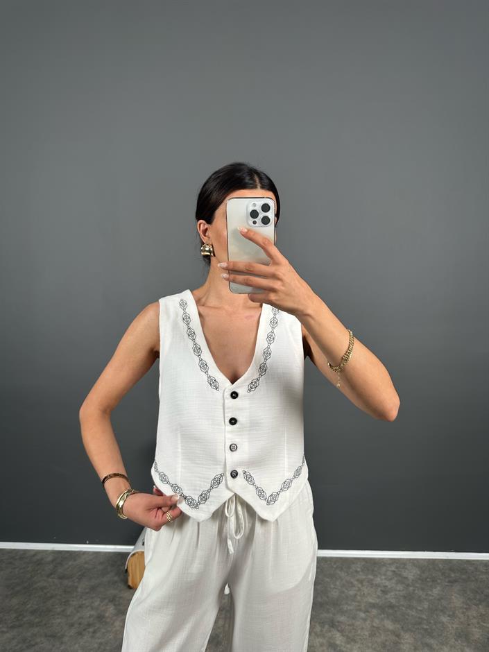 Olist Beyaz Nakışlı Astarlı Yelek 