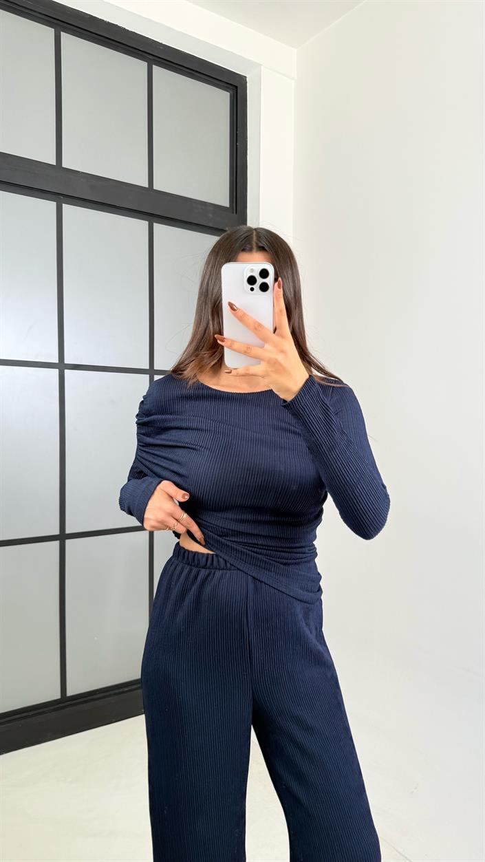 Lacivert Yaka Detaylı Bluz Beli Lastikli Pantolon Gofre Kumaş Takım GAUS-00229