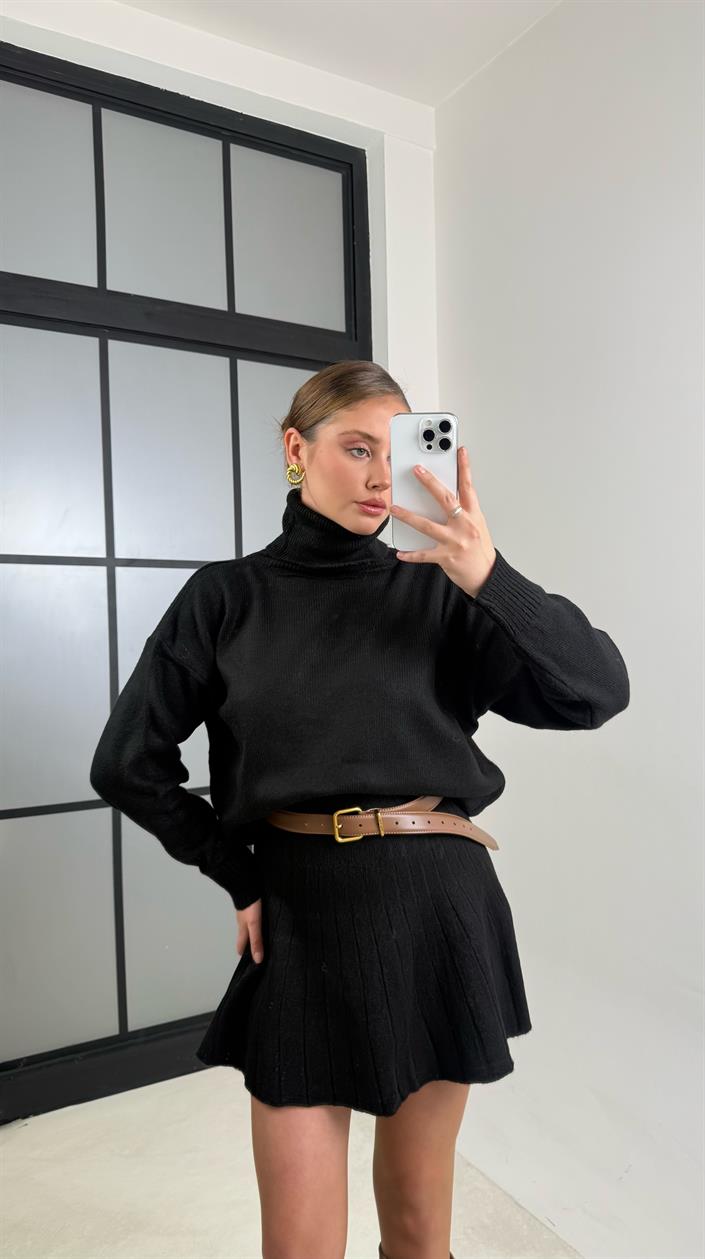 Siyah Balıkçı Yaka Kazak Pileli Etek İkili Triko Takım GAUS-00708