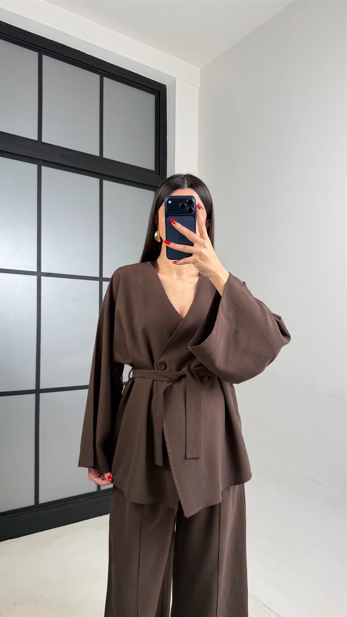 Acı Kahve Tek Düğmeli Kuşaklı Ceket Beli Lastikli Pantolon Modal Takım GAUS-00985