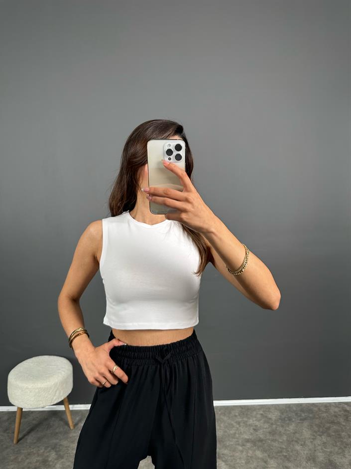 Beyaz Sıfır Kol Basic Crop
