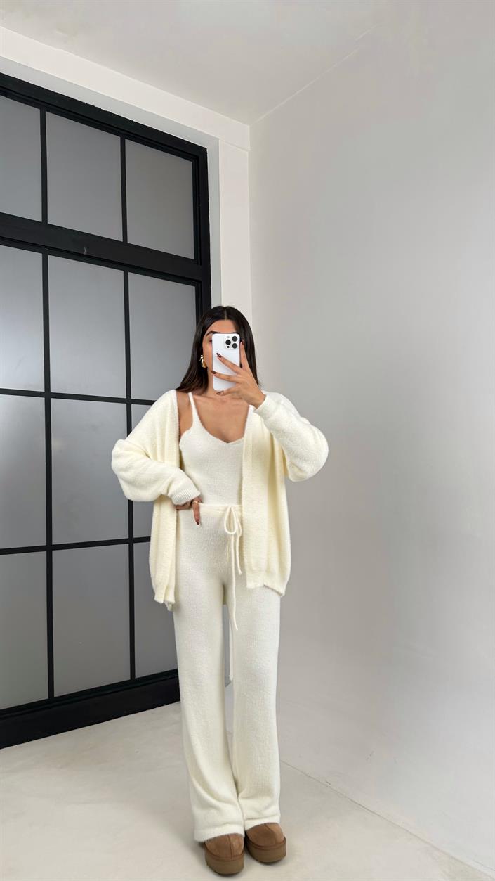 Ekru 3lü Peluş Tüylü Takım GAUS-00441