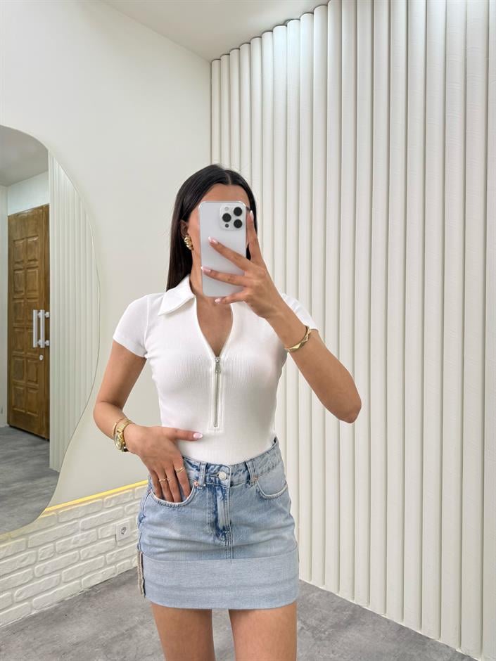 Beyaz Önü Fermuarlı Tshirt Gaus00330