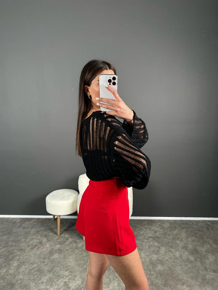 ZR Model Kırmızı Şort
