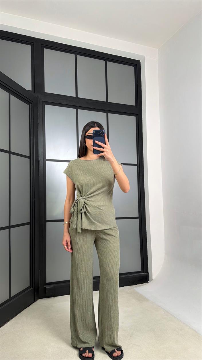 Yeşil Bağlama Detaylı Bluz Beli Lastikli Pantolon Krinkıl Kumaş Takım GAUS-01308