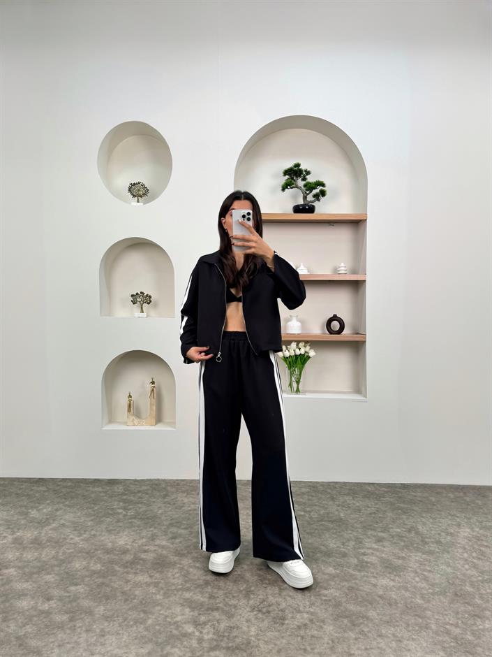 Ena Siyah Çizgili ZR Model Fermuarlı Takım