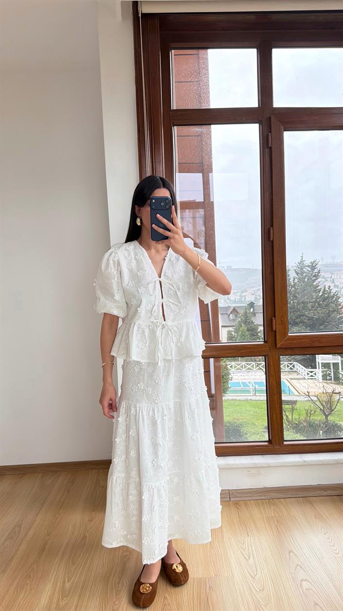 Beyaz Çiçek Nakışlı Gömlek Beli Lastikli Astarlı Etek İkili Takım GAUS-01310