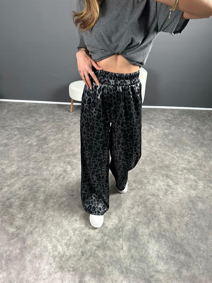 Gri Leoparlı Parlak Beli Lastikli Pantolon 