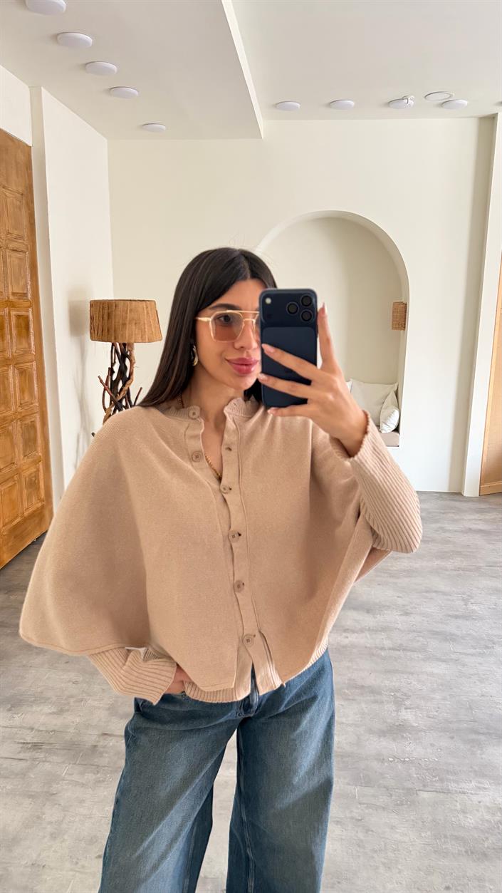 Vizon Pelerin Detaylı Düğmeli Tasarım Triko Hırka GAUS-00852