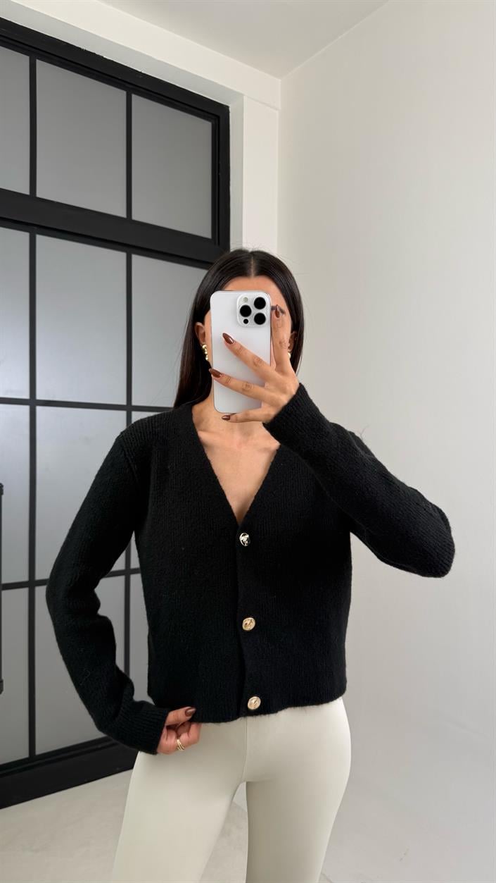 Siyah Düğmeli Triko Hırka GAUS-00224