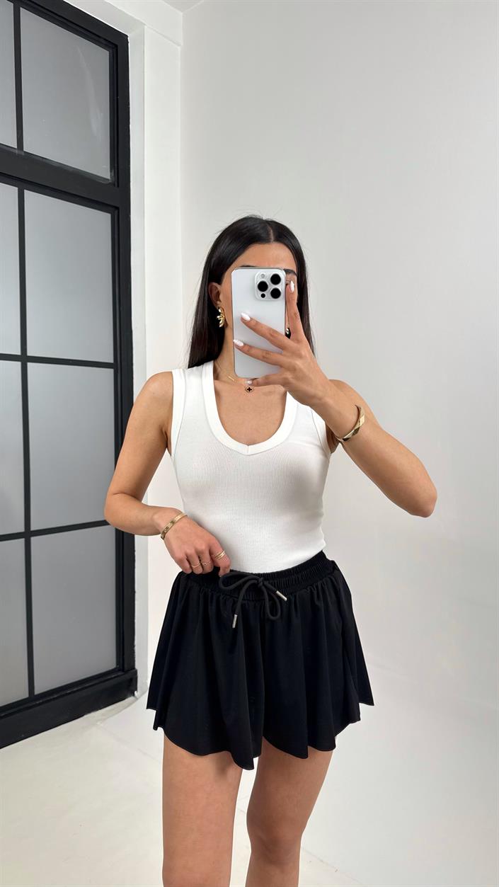 Siyah Yan Yırtmaçlı Beli Lastikli Basic Şort Gaus00371