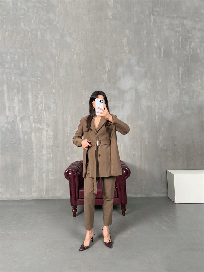Delina Kahve Yırtmaç Detaylı Astarlı Kemerli Ceket Pantolon Premium Keten Takım
