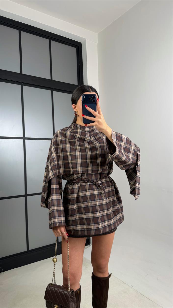 Bej Atkı Detaylı Kuşaklı Tasarım Ekoseli Gömlek GAUS-01058