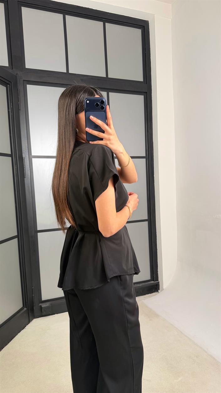 Siyah Gold Toka Detaylı Vatkalı Bluz Beli Lastikli Pantolon İkili Takım GAUS-01344