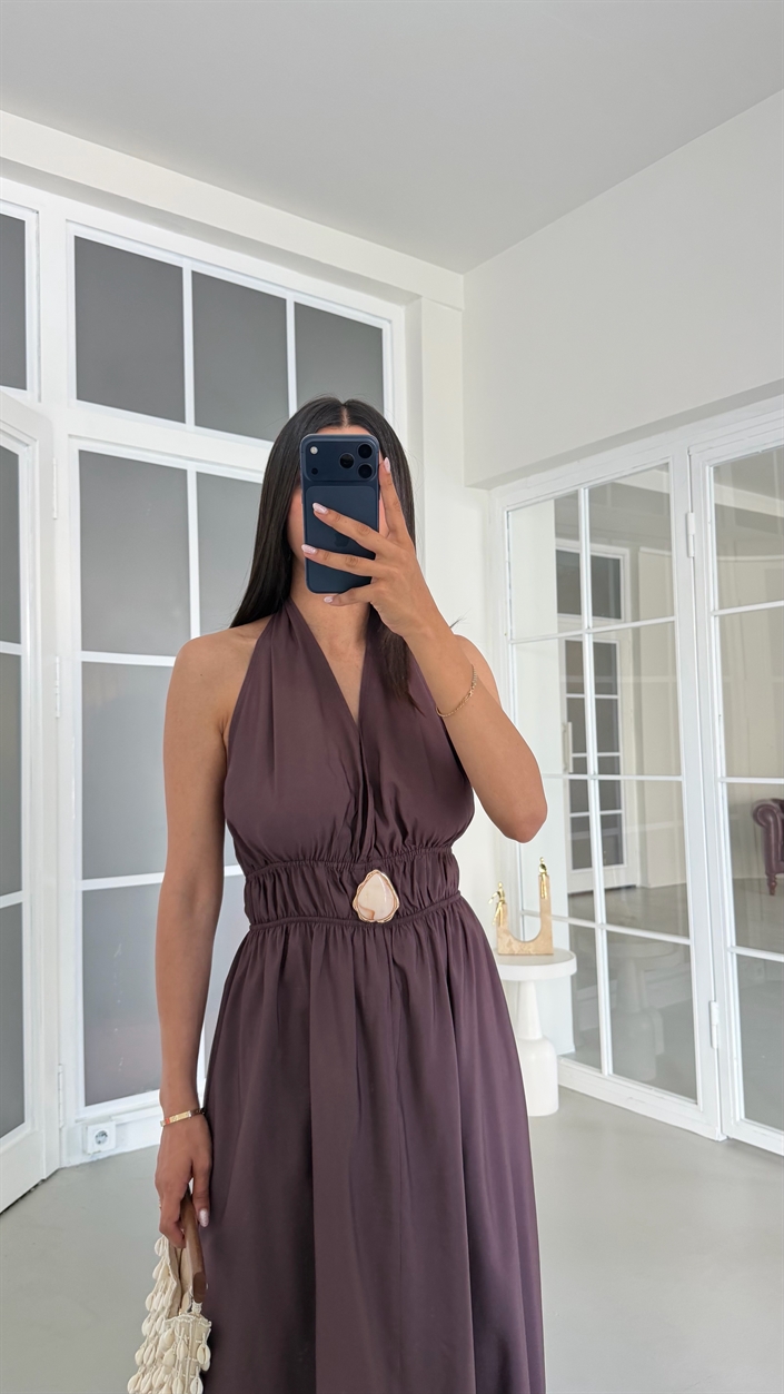 Mürdüm Boyundan Bağlamalı Beli Lastikli Toka Detaylı Cepli Tencel Elbise GAUS-01798