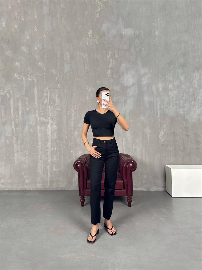 Siyah Kesik Paça Likralı Jean Gaus00015