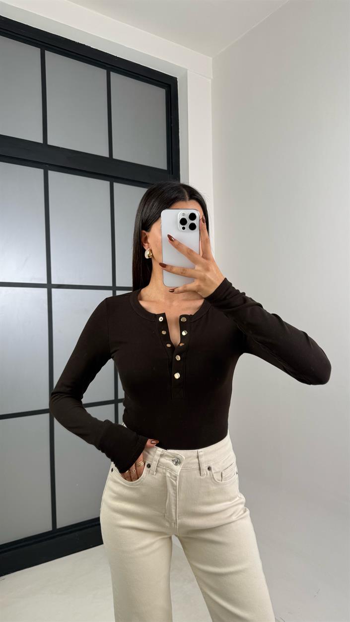 Acı Kahve Uzun Kol Çıtçıt Detaylı Basic Bluz GAUS-00179