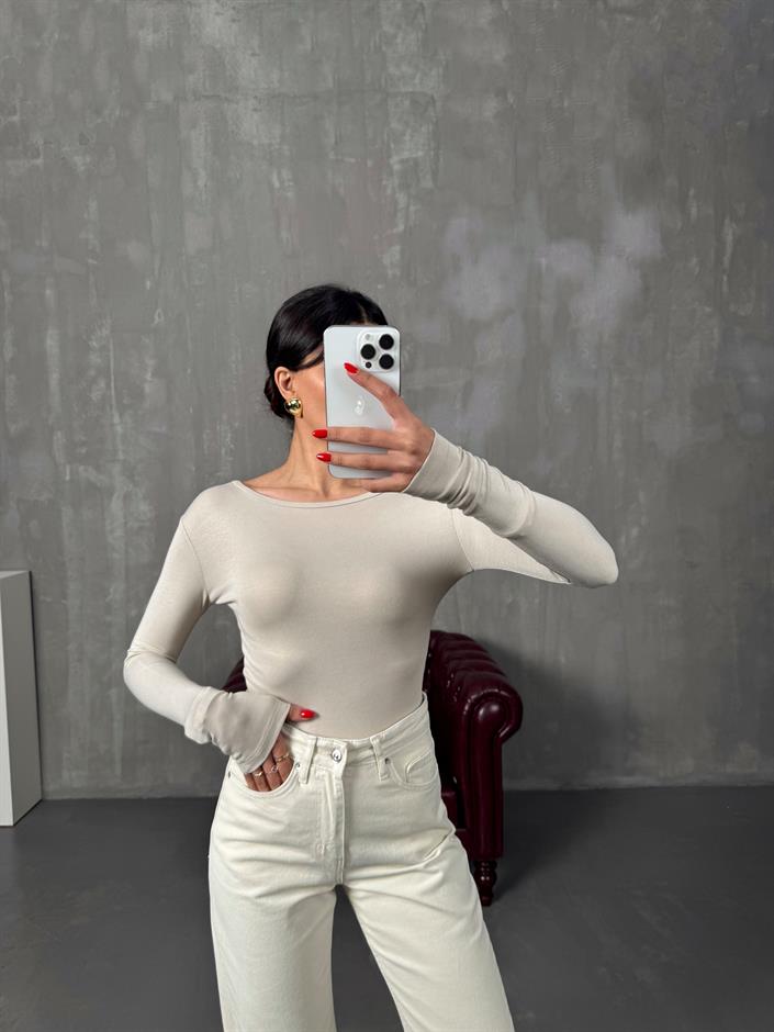 Toffe Taş Oys Kumaş Geniş Yaka Bluz