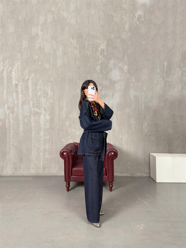 Adela Koyu Mavi  Kuşak Bağlamalı Premium Tasarım Denim Takım