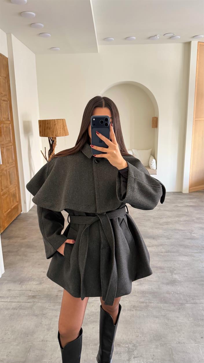 Antrasit Pelerin Detaylı Kuşaklı Astarlı Kaban GAUS-00727