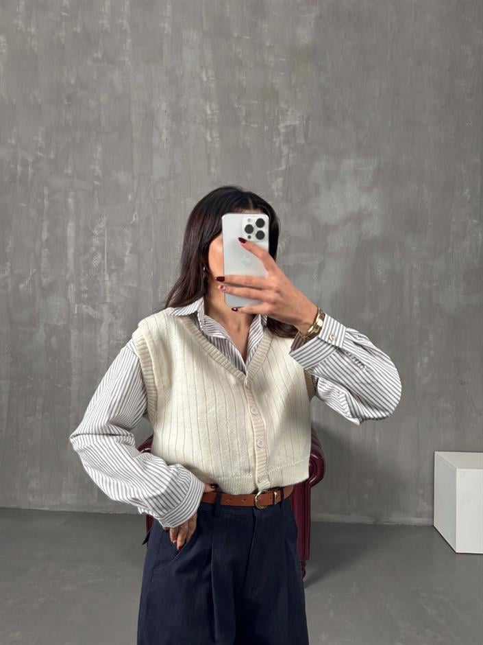 Dope Ekru Kahve Çizgili Gömlek Detaylı Düğmeli Hırka 