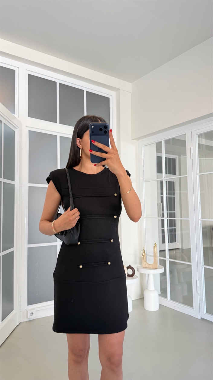 Siyah Vatkalı Düğmeli Elbise GAUS-01829