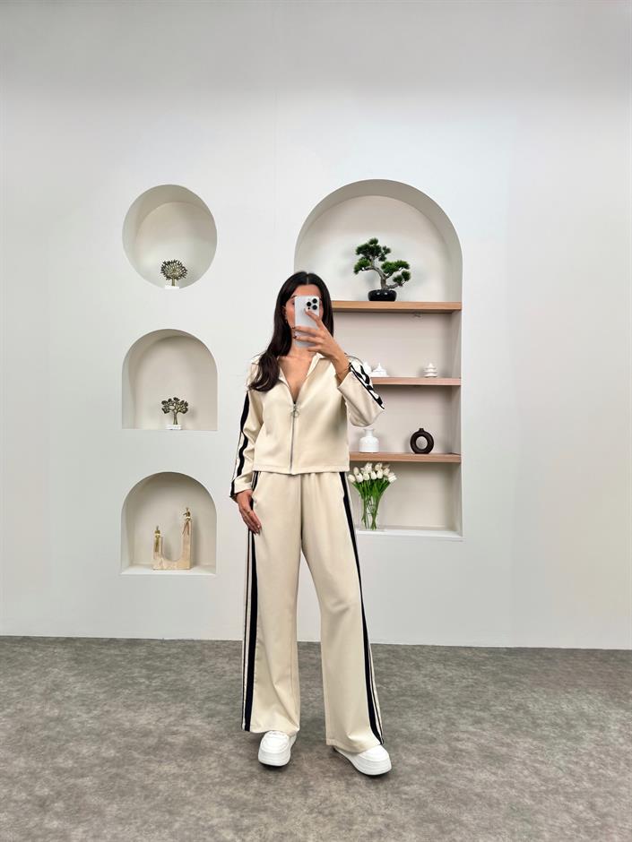 Ena Taş Çizgili ZR Model Fermuarlı Takım
