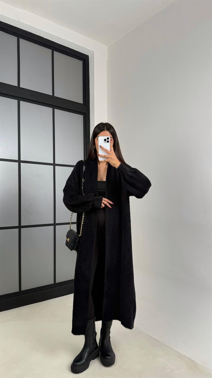 Siyah Uzun Oversize Triko Hırka GAUS-00157