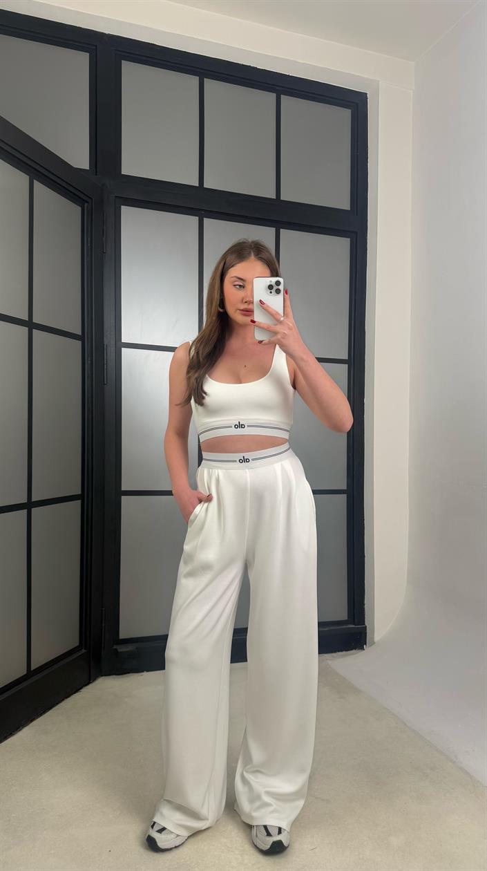 Beyaz Crop Pantolon İkili Muadil Takım GAUS-01254