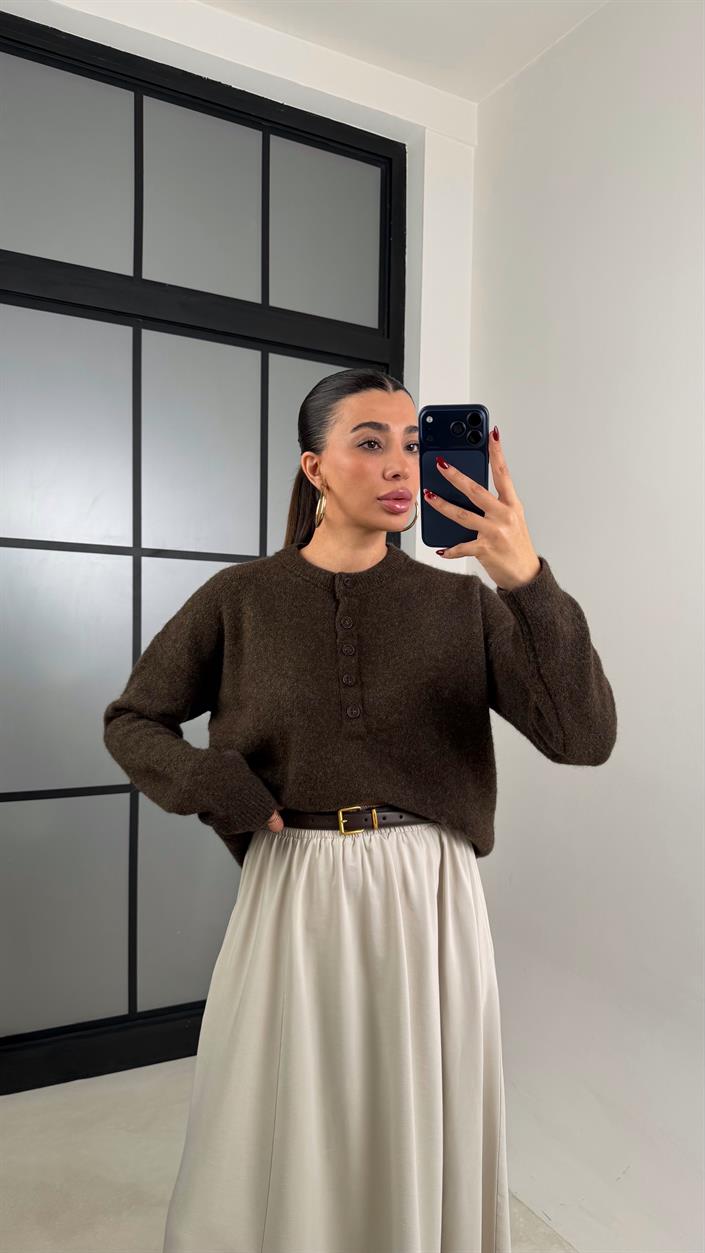 Acı Kahve Düğmeli Triko Kazak GAUS-00653