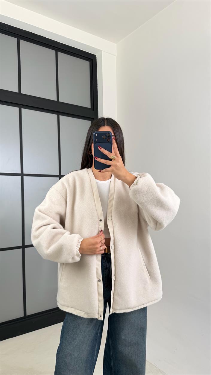 Taş Çıtçıt Düğmeli Astarlı Peluş Ceket GAUS-00632