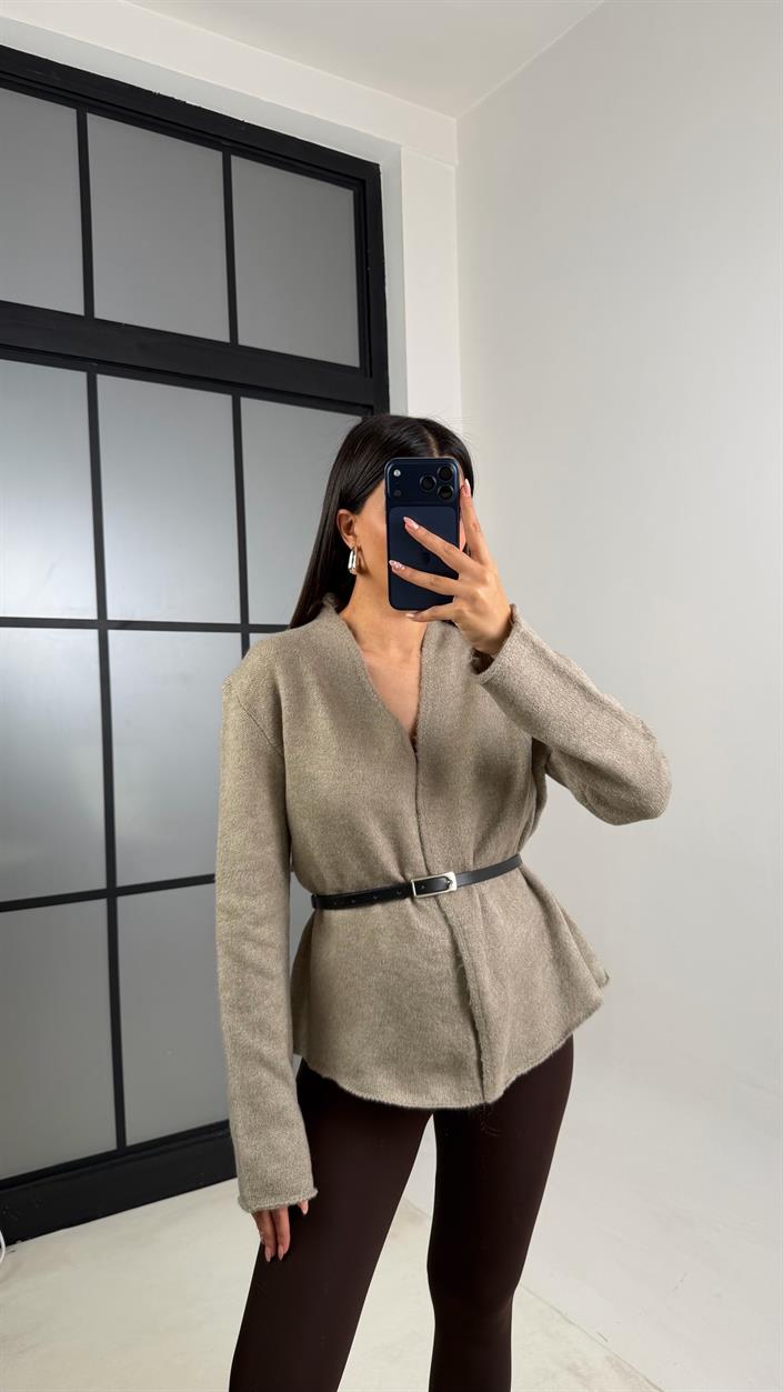 Vizon Kemerli Yumuşak Dokulu Triko Hırka GAUS-00784