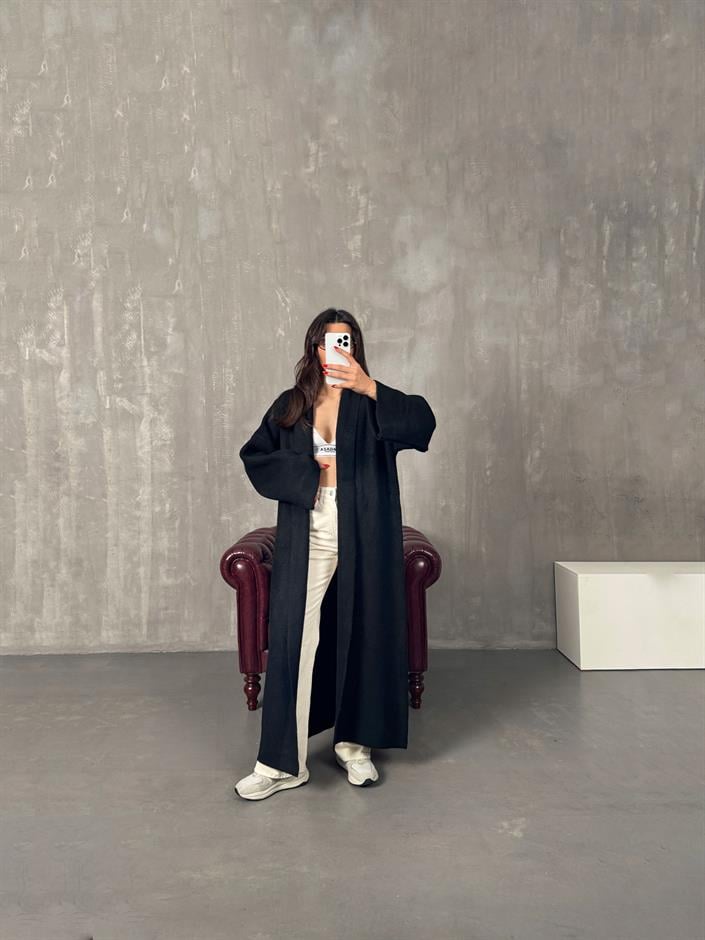 Nivera Siyah Oversize Premium Uzun Hırka