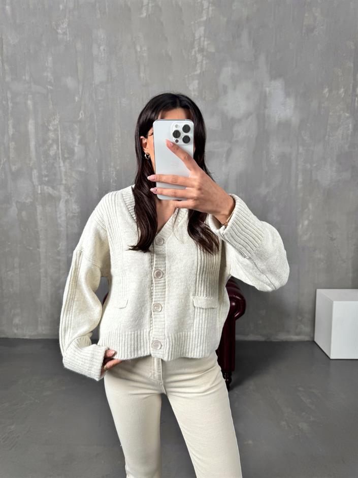 Doloris Taş Düğmeli Hırka