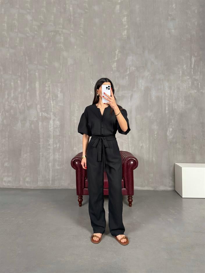 Siyah Kuşaklı V Yaka Keten Kısa Balon Kol Tulum Gaus00179