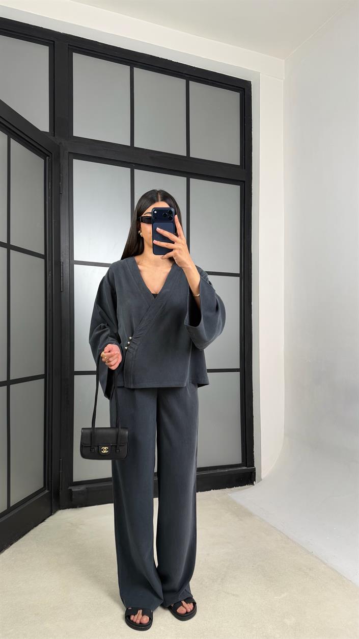 Füme Düğme Detaylı Kimono Pantolon MD Muadil Tencel Takım GAUS-01451