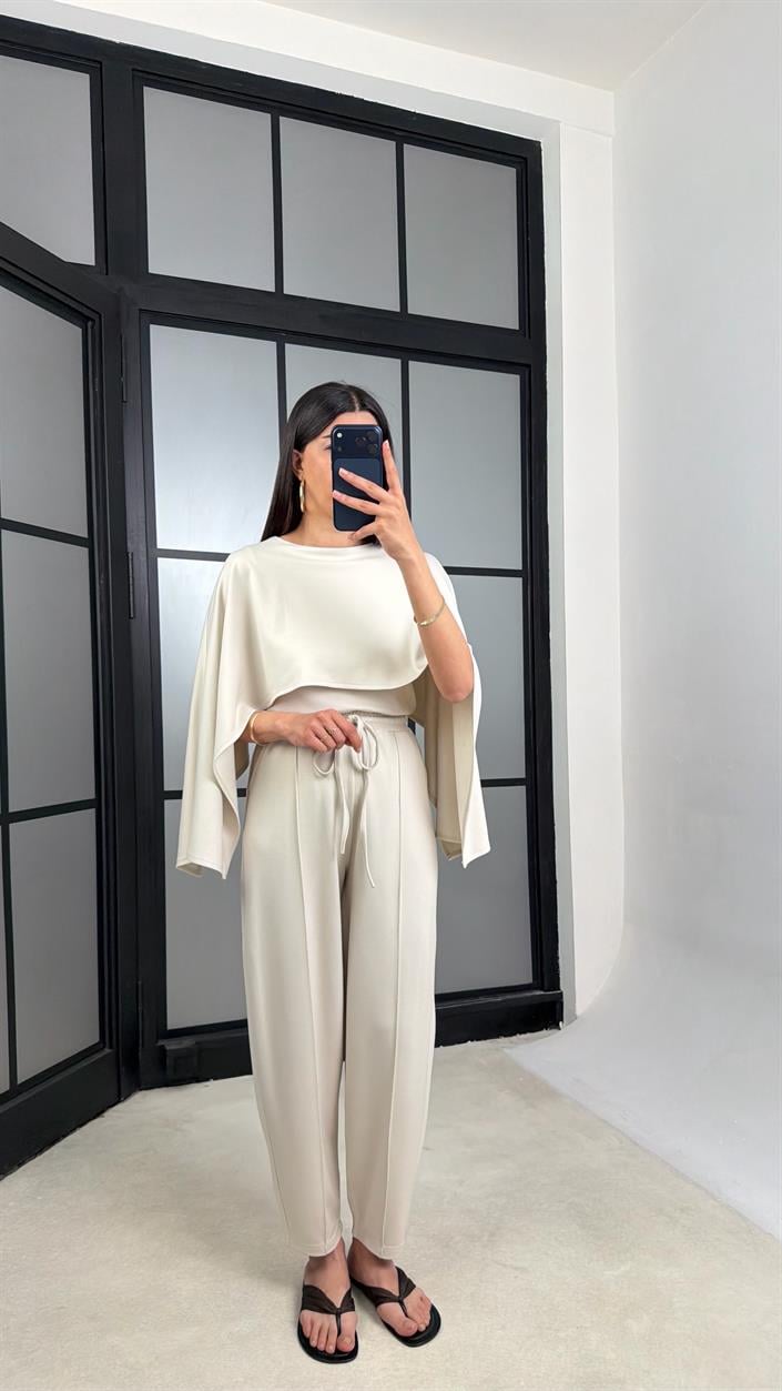 Taş Pelerin Detaylı Bluz Beli Lastikli Pantolon İkili Tasarım Modal Takım GAUS-01499