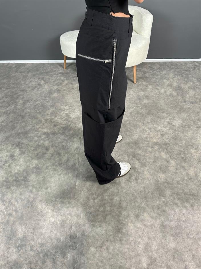 ZR Model Siyah Fermuarlı Paraşüt Pantolon 