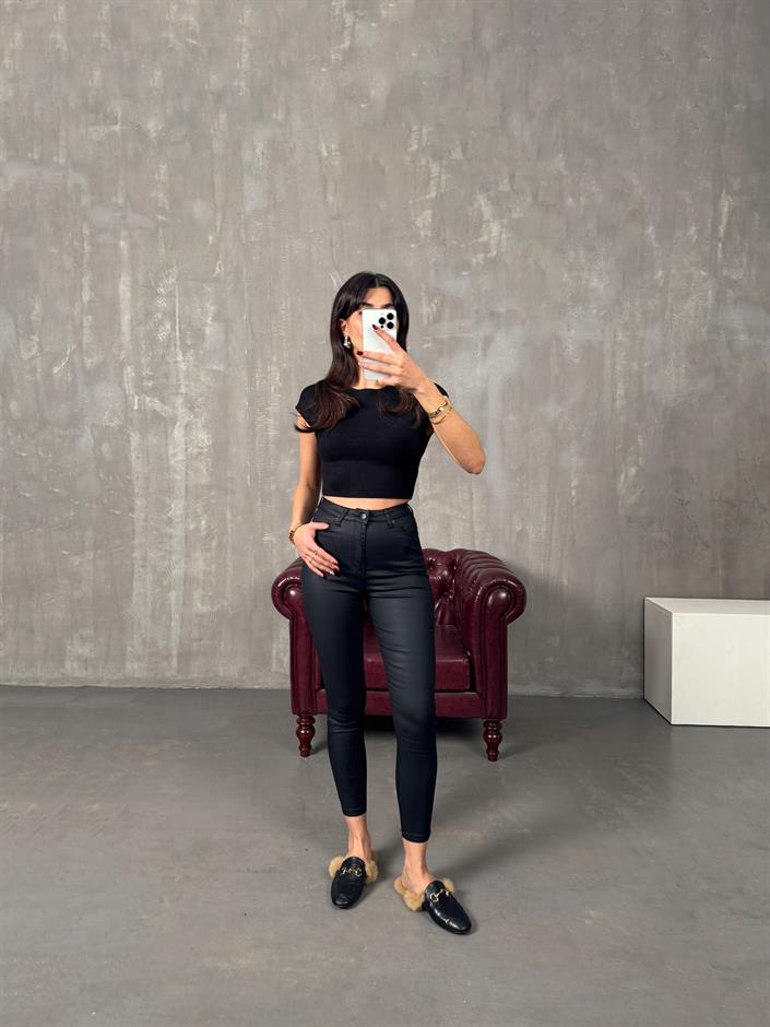 Vespera Siyah Mumlu Dar Paça Pantolon