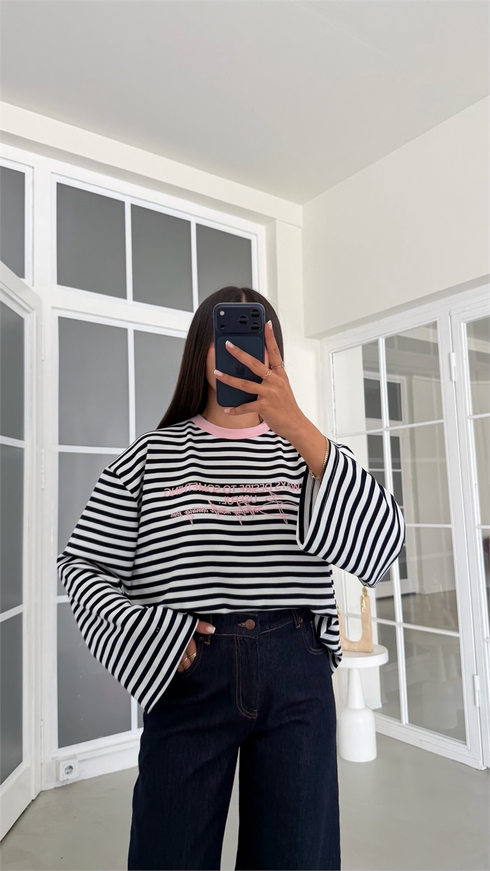 Pembe Şeritli Baskılı Sweatshirt GAUS-02121 GAUS-02196