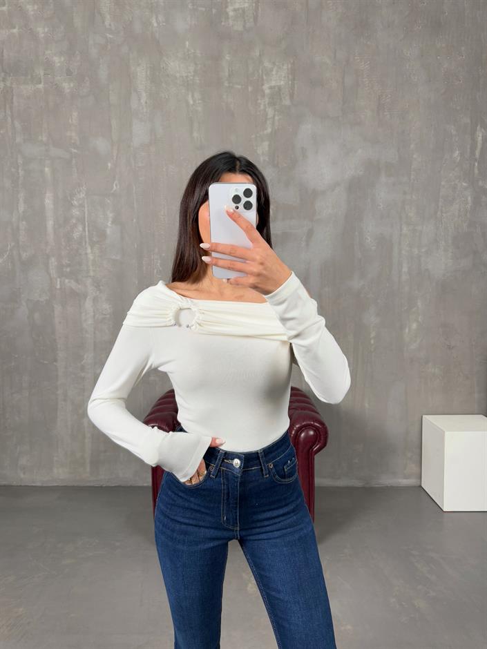 Maron Krem Madonna Yaka Halka Detaylı Bluz