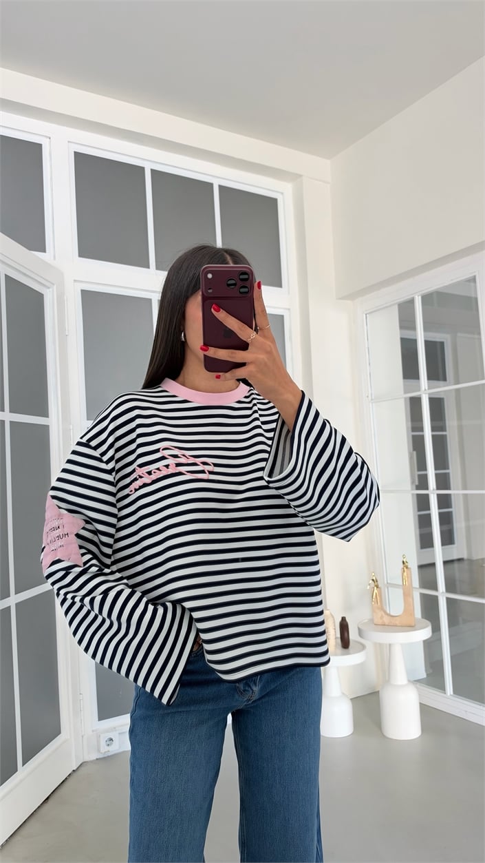 Pembe Şeritli Modal Kumaş Kol Yıldız Baskılı Sweatshirt GAUS-02287 GAUS-02121