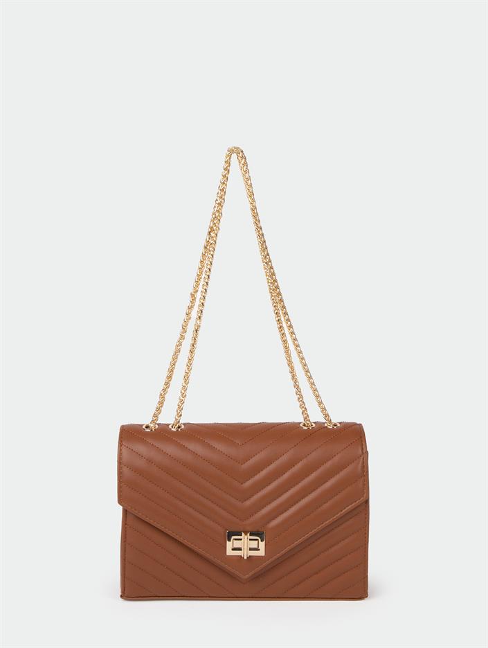 300 V DETAYLI ZİNCİRLİ OMUZ ÇANTASI CAMEL