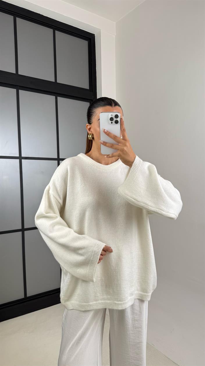 Beyaz Basic MD Muadil Triko Kazak GAUS-00114